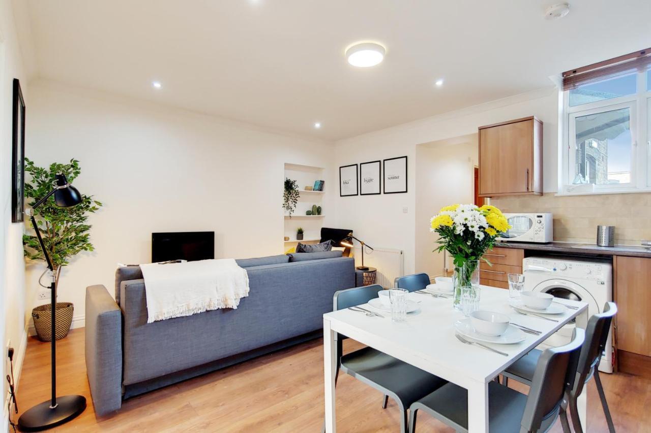Welcomestay Tooting Broadway 3 Bedroom Apartment ลอนดอน ภายนอก รูปภาพ